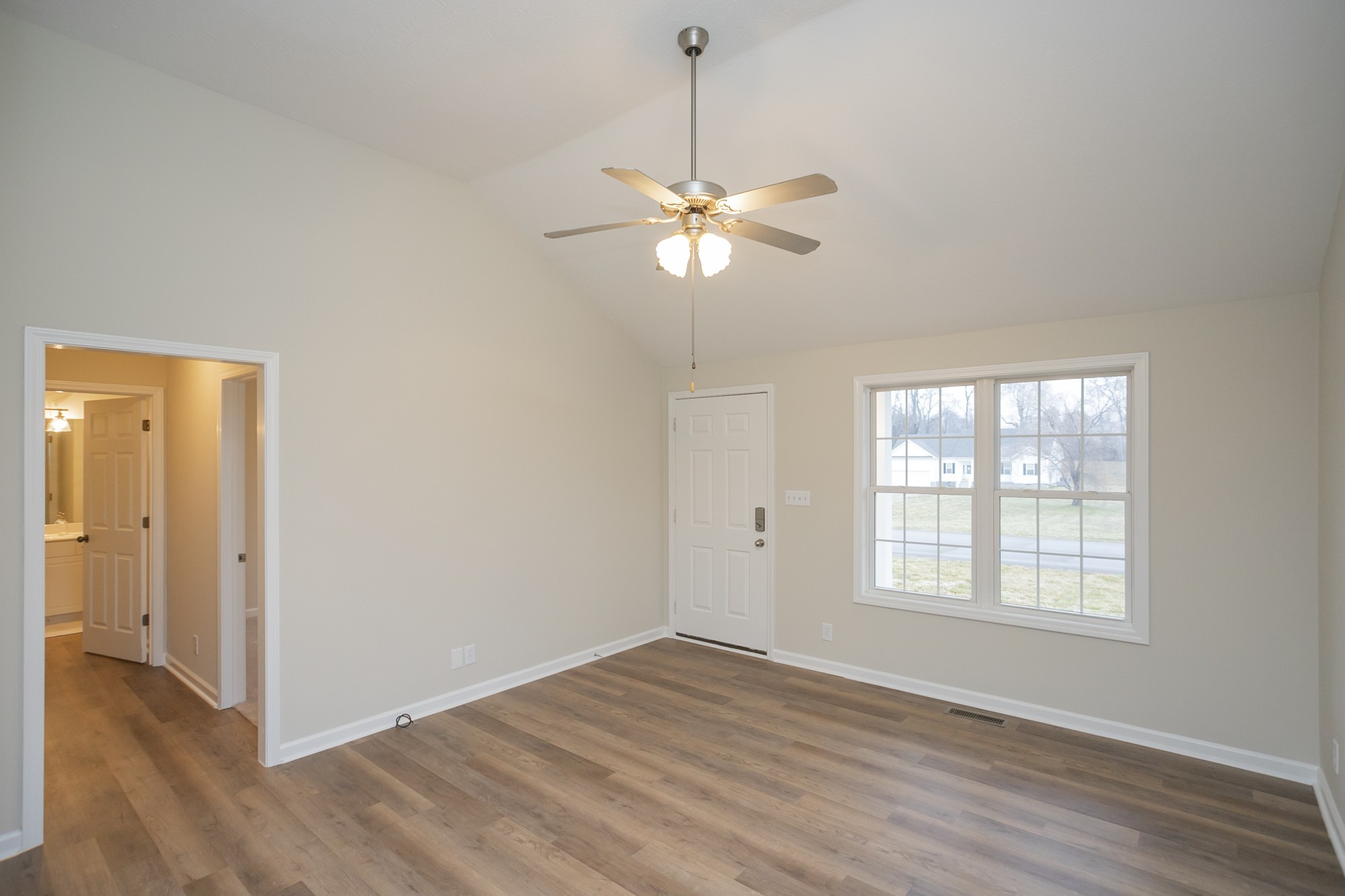 1021 Heatherwood Road Pleasant View, TN 37146 - Photo 10 of 50 Gallery Image 10