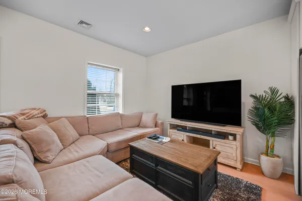 $5,500 | 5 Cortland Road, Eatontown, NJ 07724