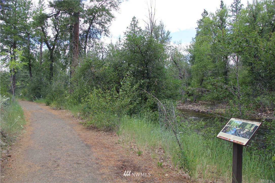 8 Riffle Loop Winthrop, WA 98862 - Photo 16 of 18 Gallery Image 16