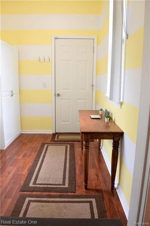 19200 Clark Road Belleville, MI 48111 - Photo 23 of 34
