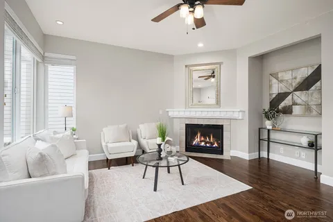 $1,178,000 | 7306 Douglas Avenue Southeast, Snoqualmie, WA 98065