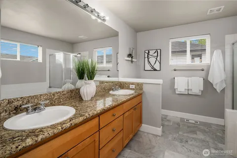 $1,178,000 | 7306 Douglas Avenue Southeast, Snoqualmie, WA 98065