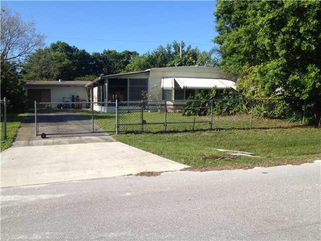 1275 Southwest Tropical Terrace Stuart, FL 34997 - Photo 1 of 8 Gallery Image 1