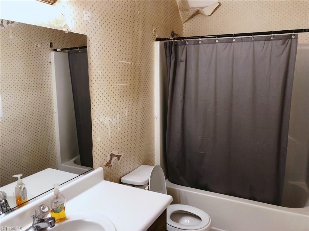 600 Kelly Road Greensboro, NC 27401 - Photo 21 of 26 Gallery Image 21