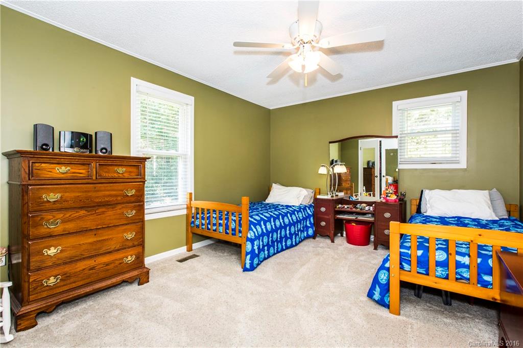 4728 Charlie Hipp Road Charlotte, NC 28214 - Photo 14 of 24 Gallery Image 14