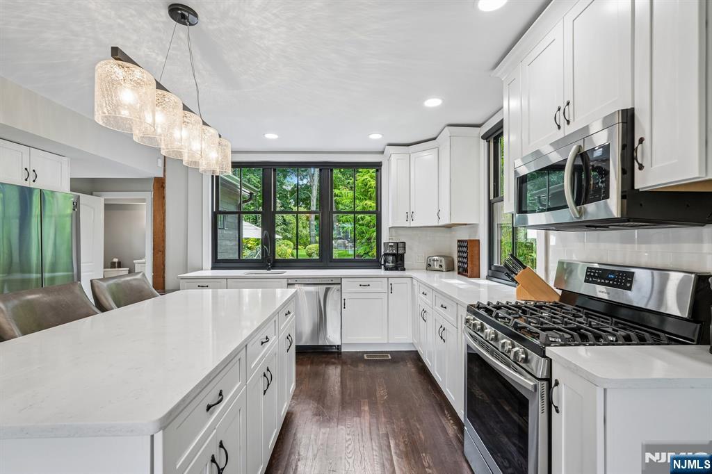 63 Ravine Avenue Caldwell, NJ 07006 - Photo 21 of 46