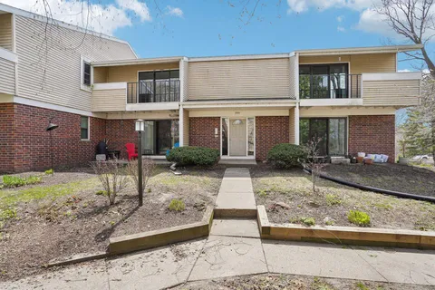 $270,000 | 5554 Century, Unit 3, Middleton, WI 53562