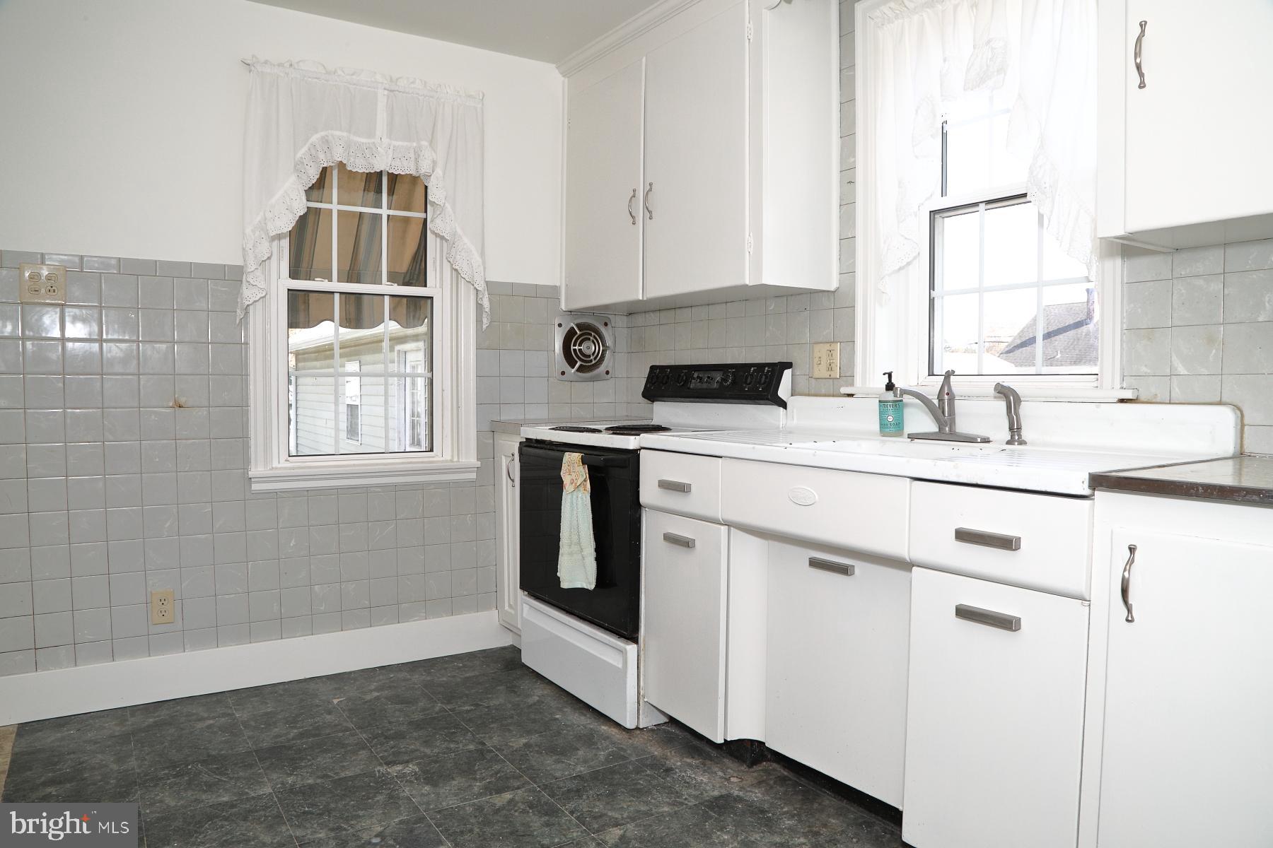 2009 Hemlock Road Lancaster, PA 17603 - Photo 21 of 24 Gallery Image 21