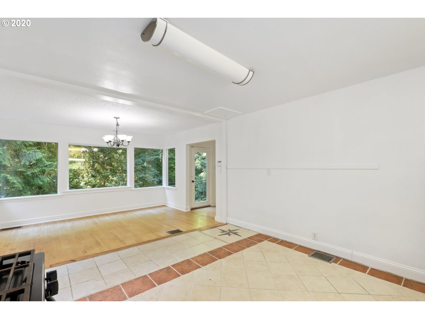 6400 Northwest Cornell Road Portland, OR 97210 - Photo 11 of 32