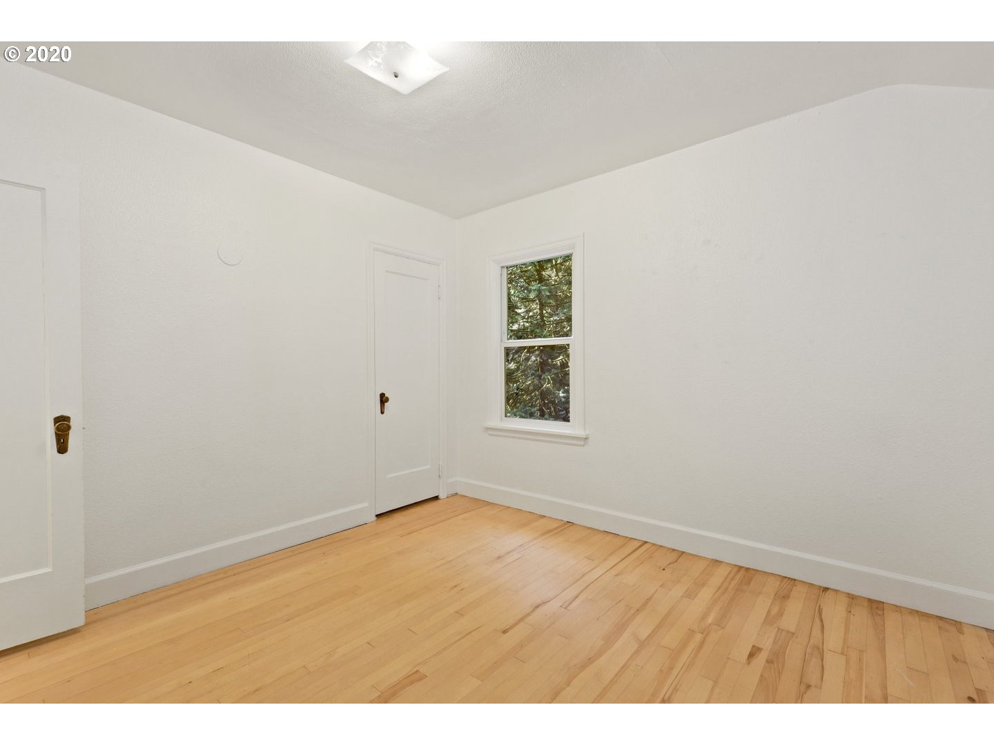 6400 Northwest Cornell Road Portland, OR 97210 - Photo 13 of 32
