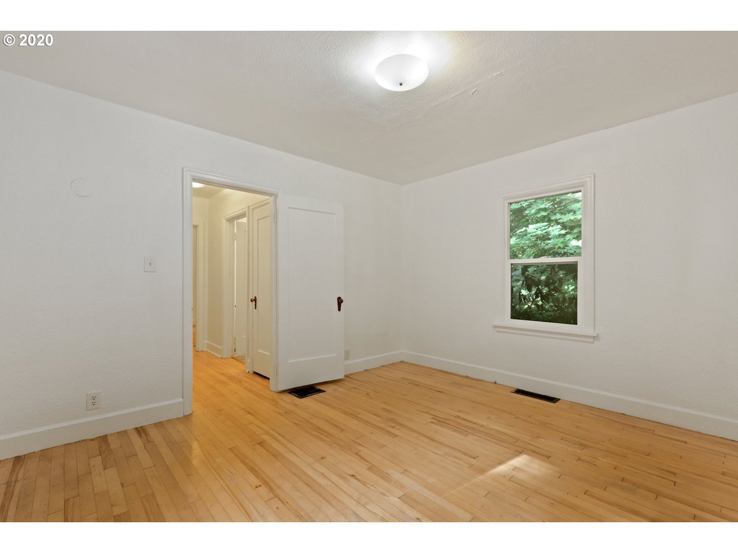 6400 Northwest Cornell Road Portland, OR 97210 - Photo 17 of 32