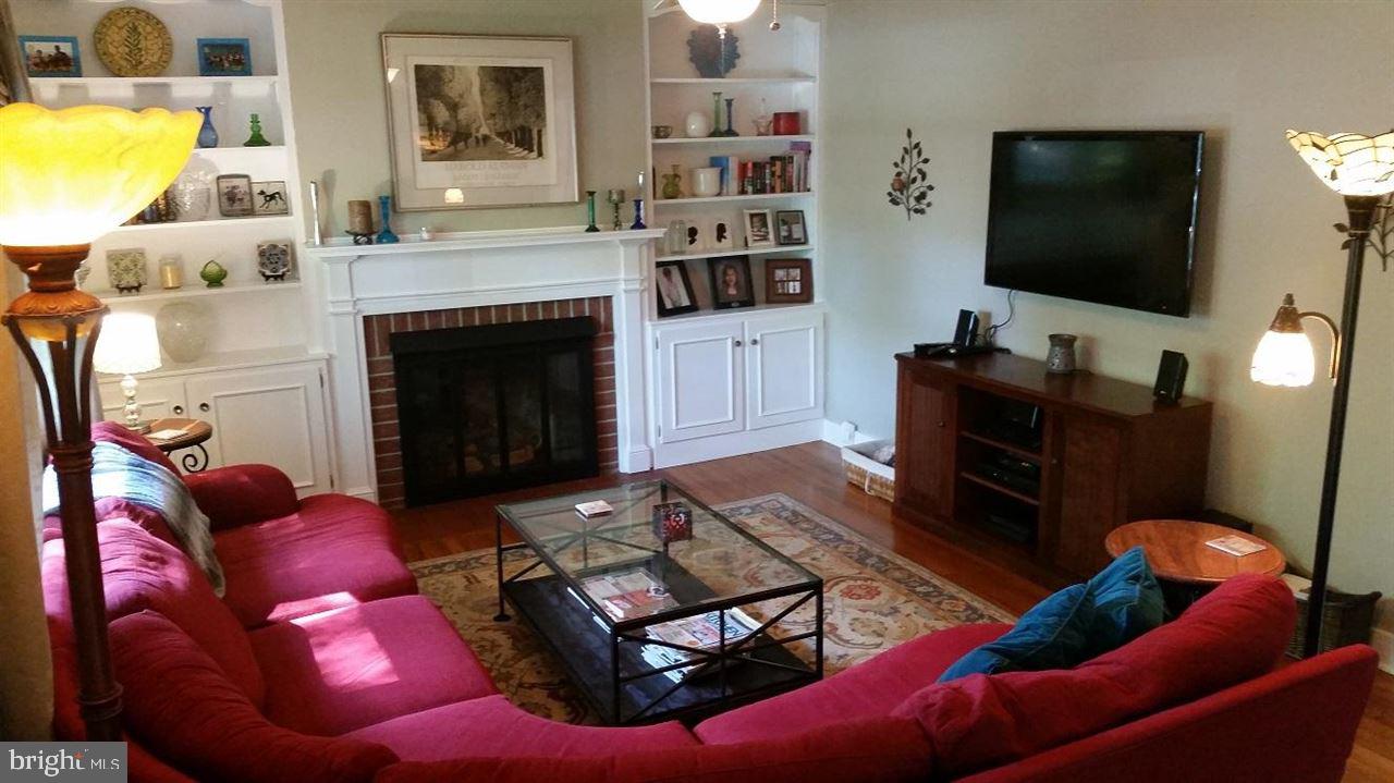 413 Appletree Road Camp Hill, PA 17011 - Photo 3 of 6 Gallery Image 3