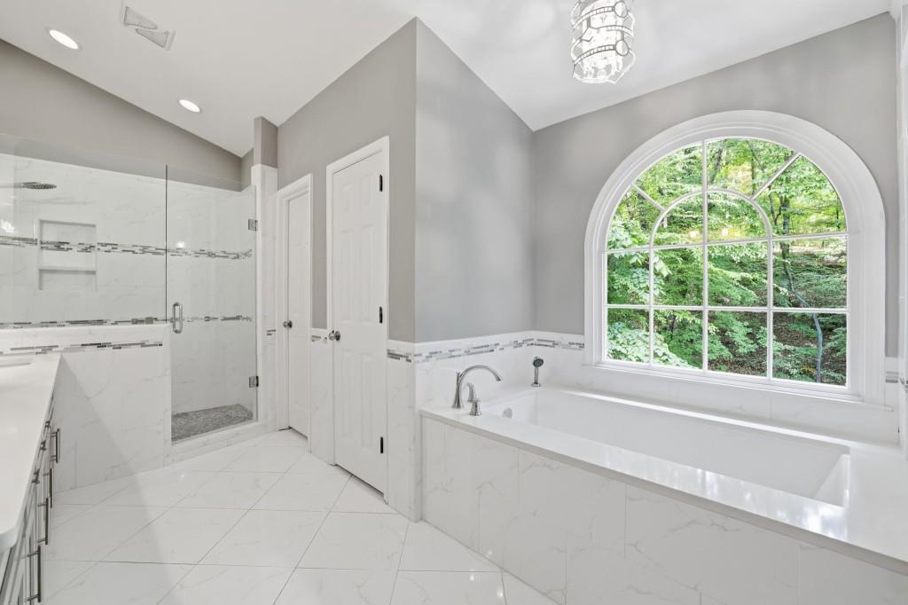 898 Byrnwyck Road Northeast Atlanta, GA 30319 - Photo 30 of 53