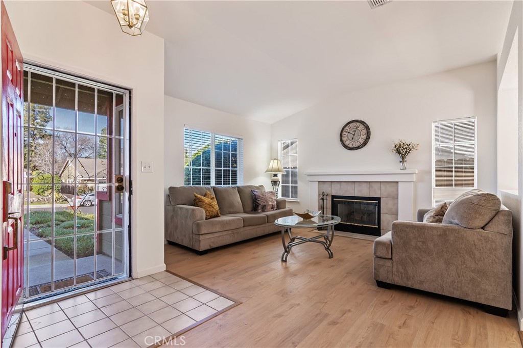 4937 Eastview Way Antioch, CA 94531 - Photo 4 of 27