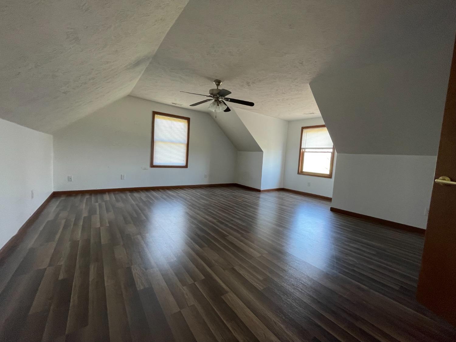 6787 Bud Ballard Rd Road Florence, IN 47020 - Photo 23 of 31 Bed 2 upstairs
