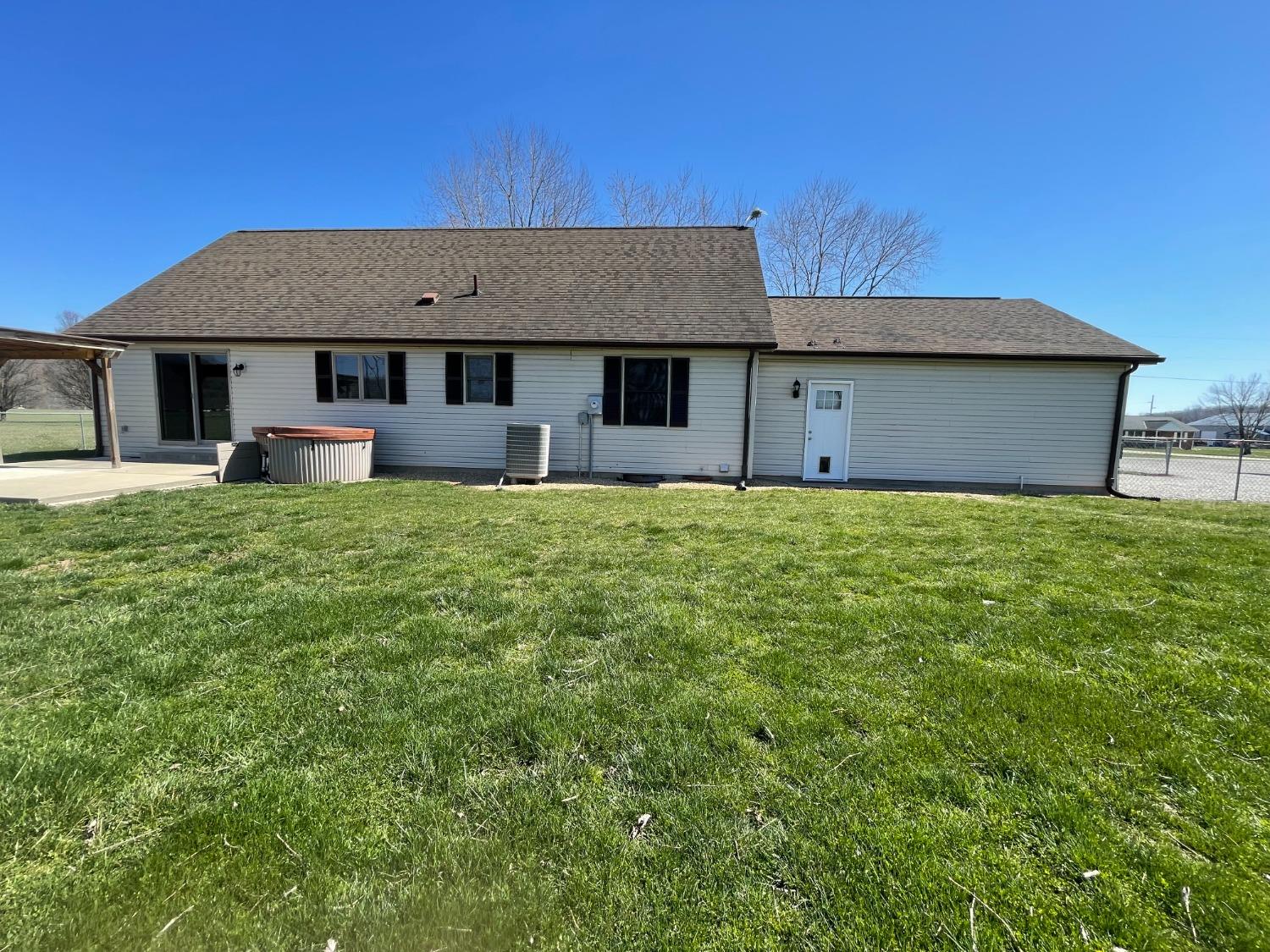6787 Bud Ballard Rd Road Florence, IN 47020 - Photo 5 of 31