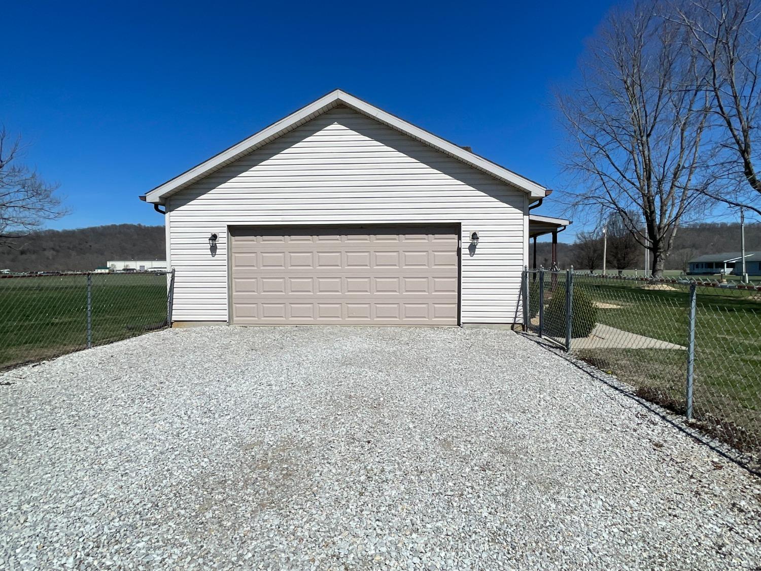 6787 Bud Ballard Rd Road Florence, IN 47020 - Photo 6 of 31