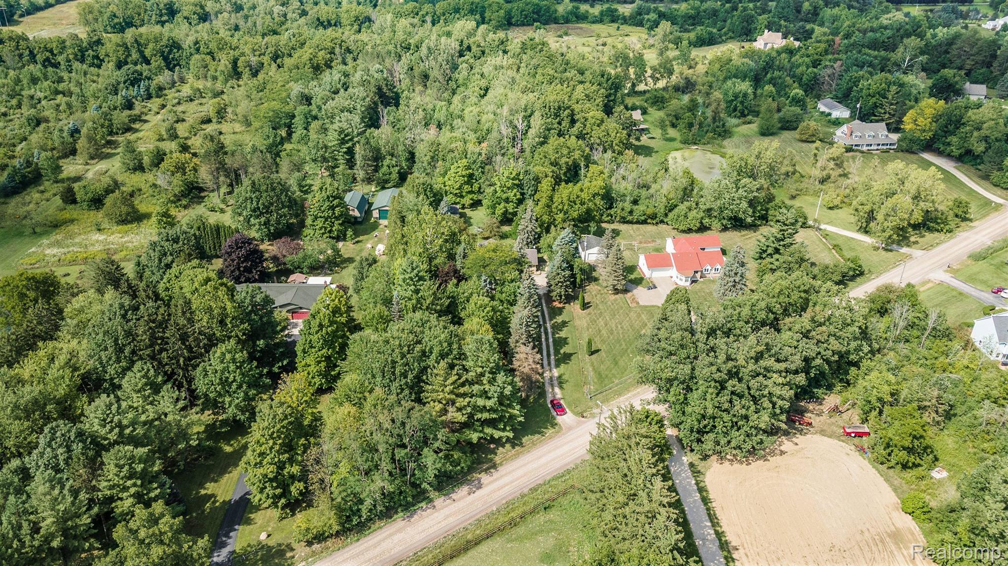 10436 Halsey Road Grand Blanc, MI 48439 - Photo 32 of 37 Gallery Image 32