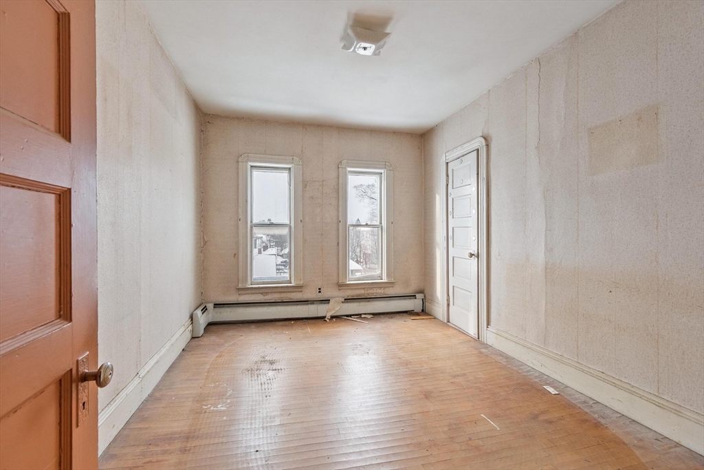 25 Mckinley Road Worcester, MA 01605 - Photo 30 of 40