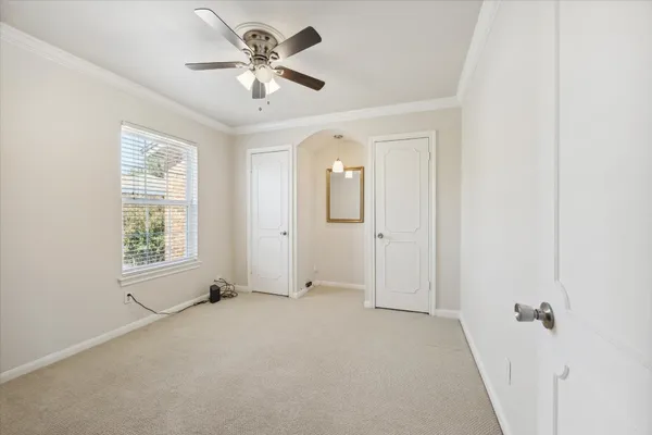 $2,095 | 1833 Saxony Lane, Houston, TX 77058