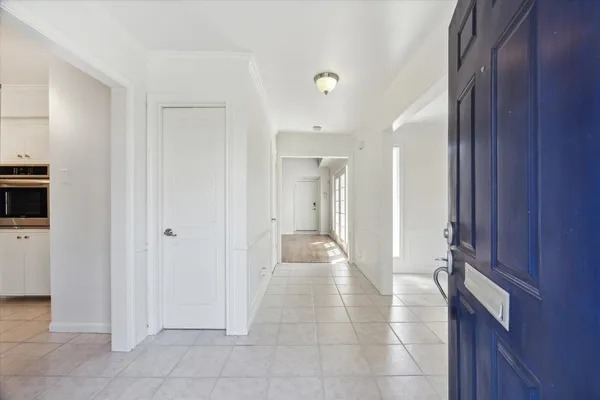 $2,095 | 1833 Saxony Lane, Houston, TX 77058