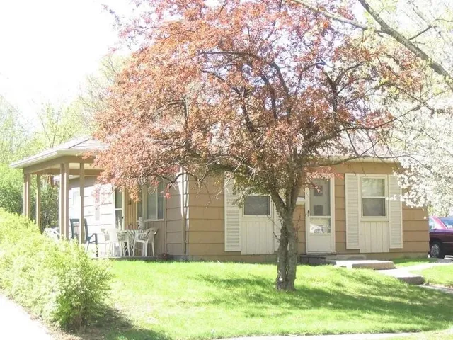 $319,900 | 822 Starwick Drive, Ann Arbor, MI 48105