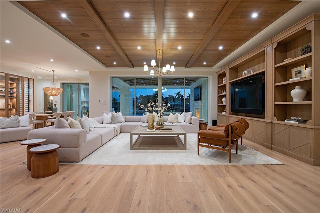 306 Springline Drive Naples, FL 34102 - Photo 18 of 50