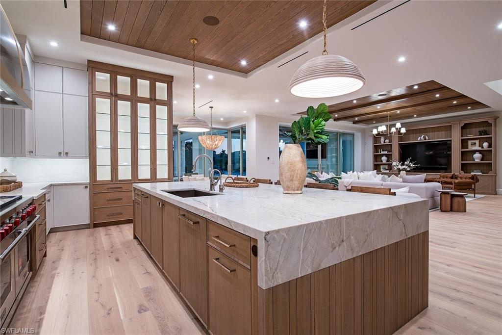 306 Springline Drive Naples, FL 34102 - Photo 21 of 50