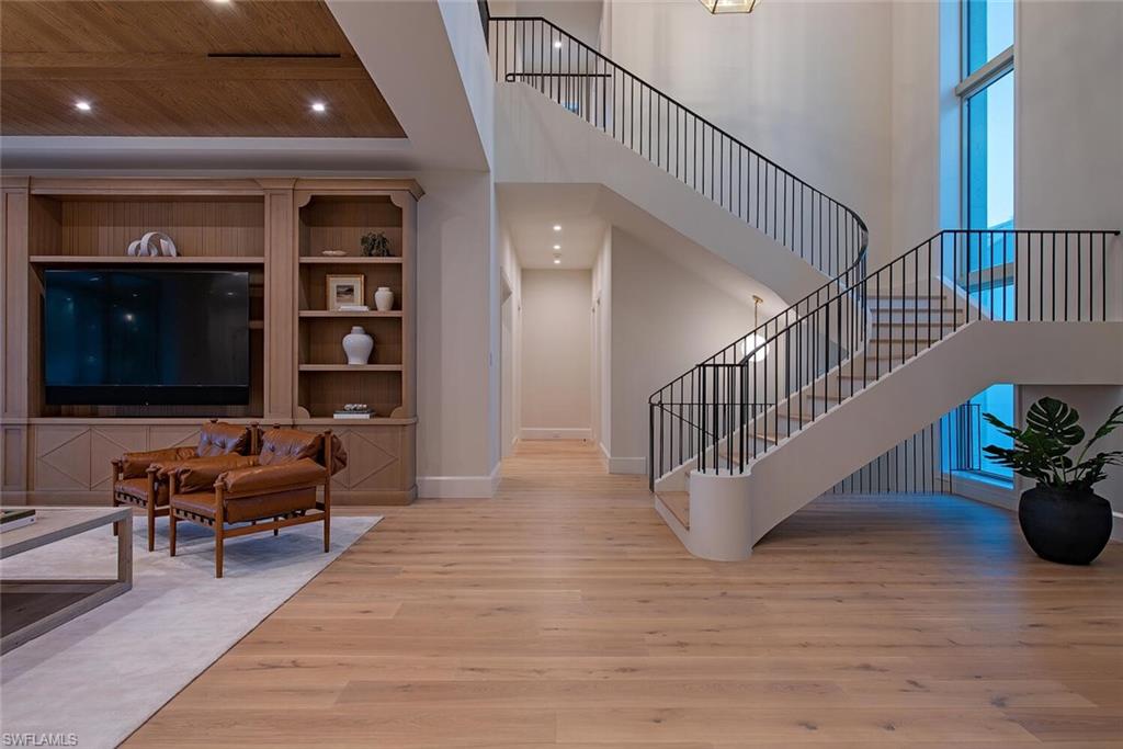 306 Springline Drive Naples, FL 34102 - Photo 31 of 50 First Level Guest Bath