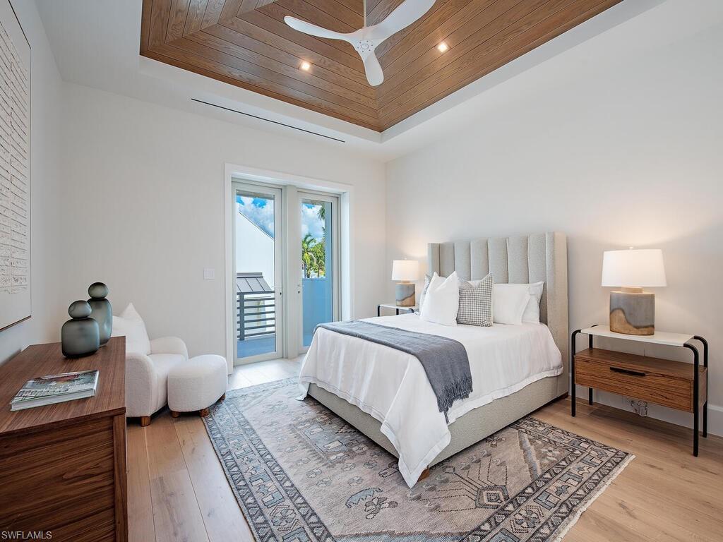 306 Springline Drive Naples, FL 34102 - Photo 40 of 50 Bathroom 4