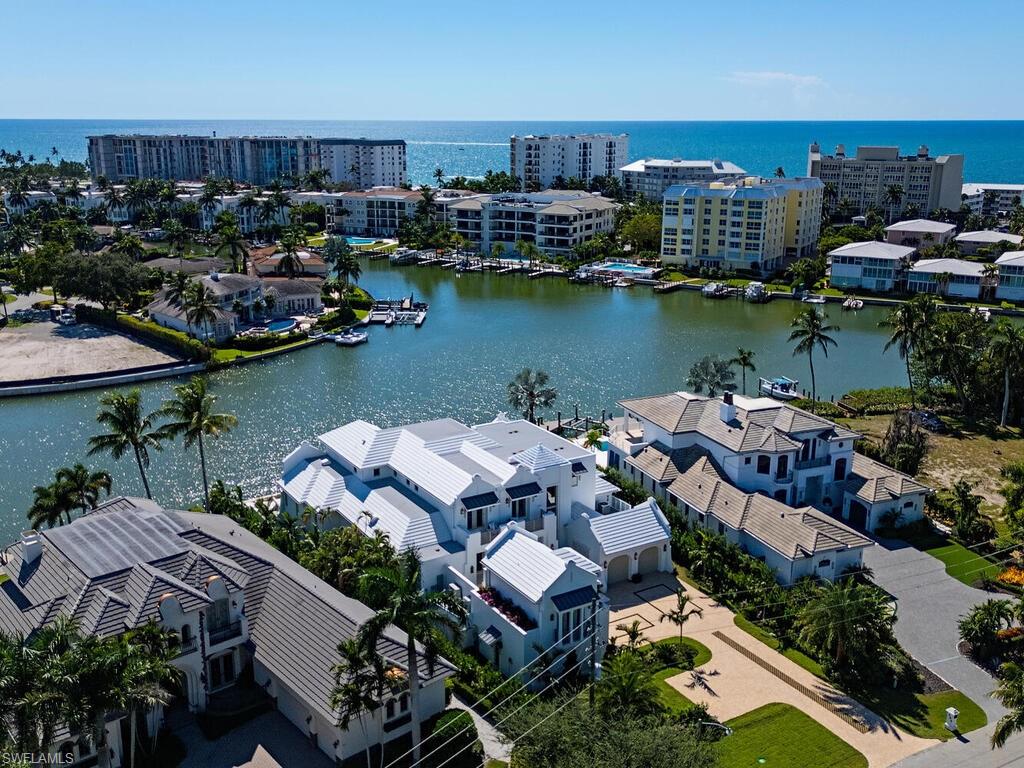 306 Springline Drive Naples, FL 34102 - Photo 45 of 50