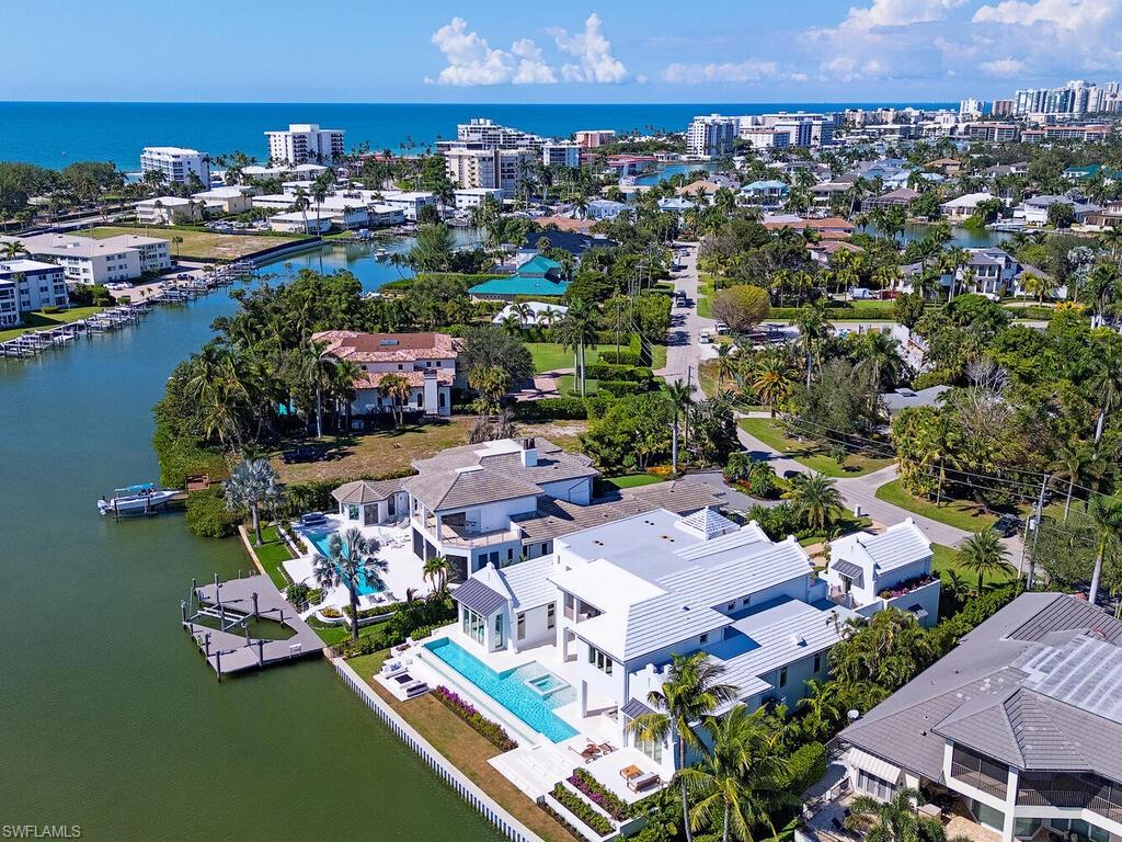 306 Springline Drive Naples, FL 34102 - Photo 47 of 50