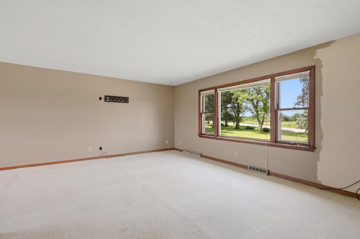 10121 Ridgewood Road Milan, IL 61264 - Photo 10 of 36