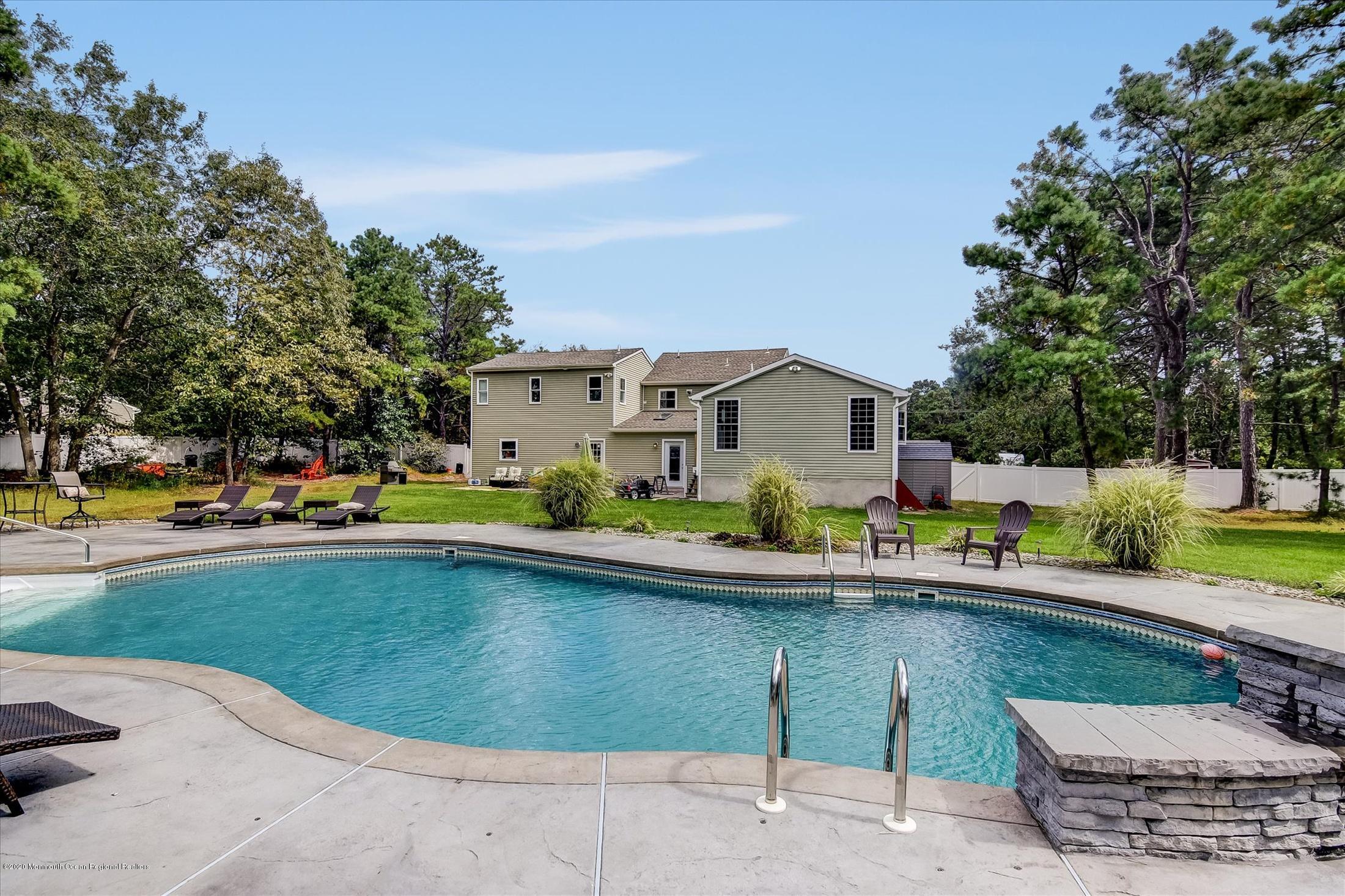 196 Vienna Road Howell, NJ 07731 - Photo 54 of 59 37-Back