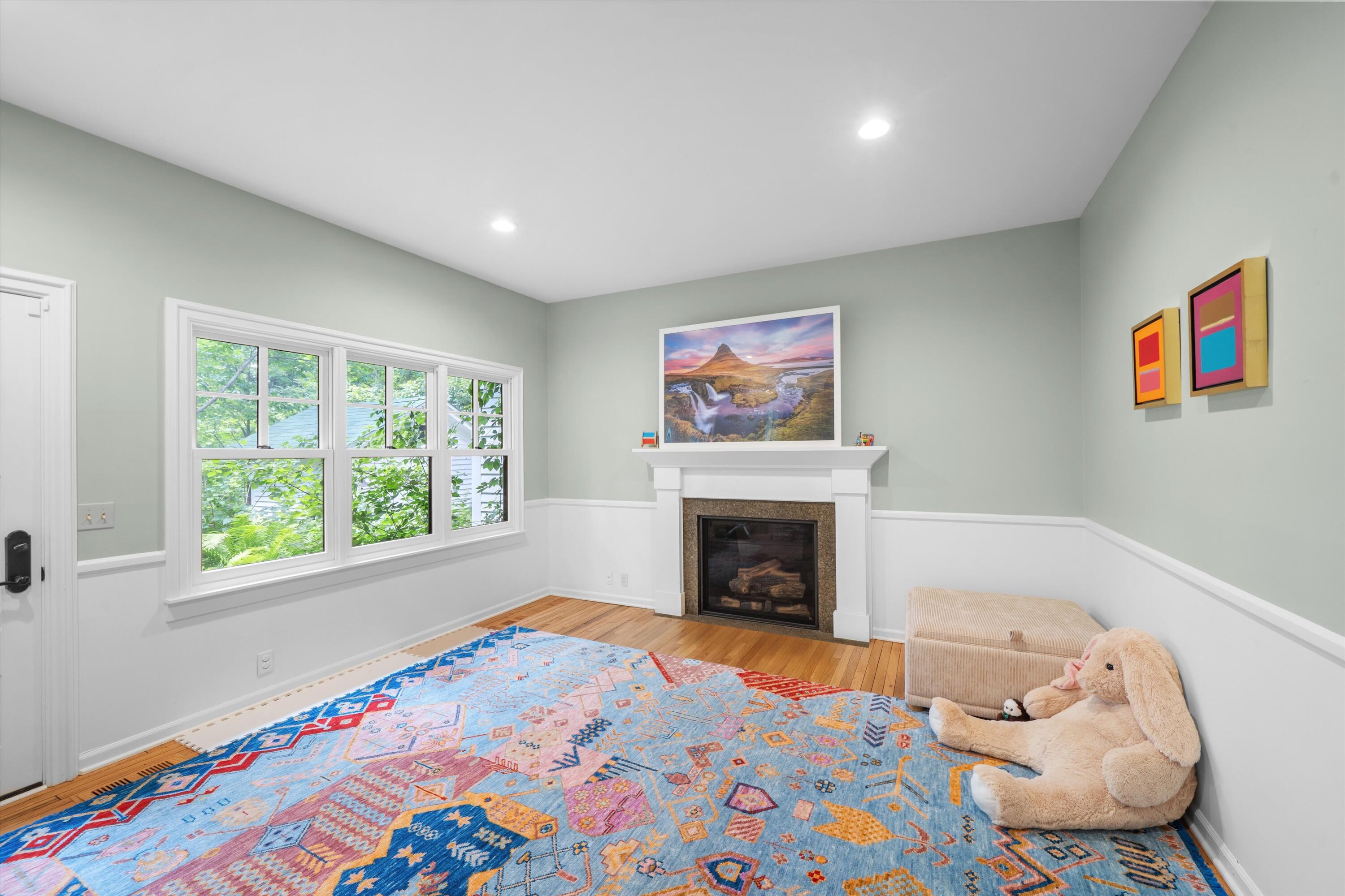 941 Newport Road Ann Arbor, MI 48103 - Photo 12 of 30 28-DSC09902