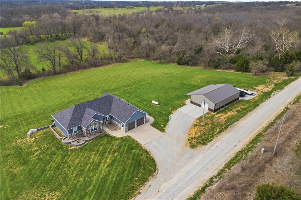 13072 Turnage Road Richmond, MO 64085 - Photo 4 of 41