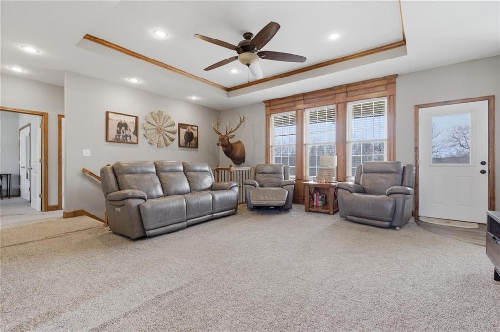 13072 Turnage Road Richmond, MO 64085 - Photo 7 of 41