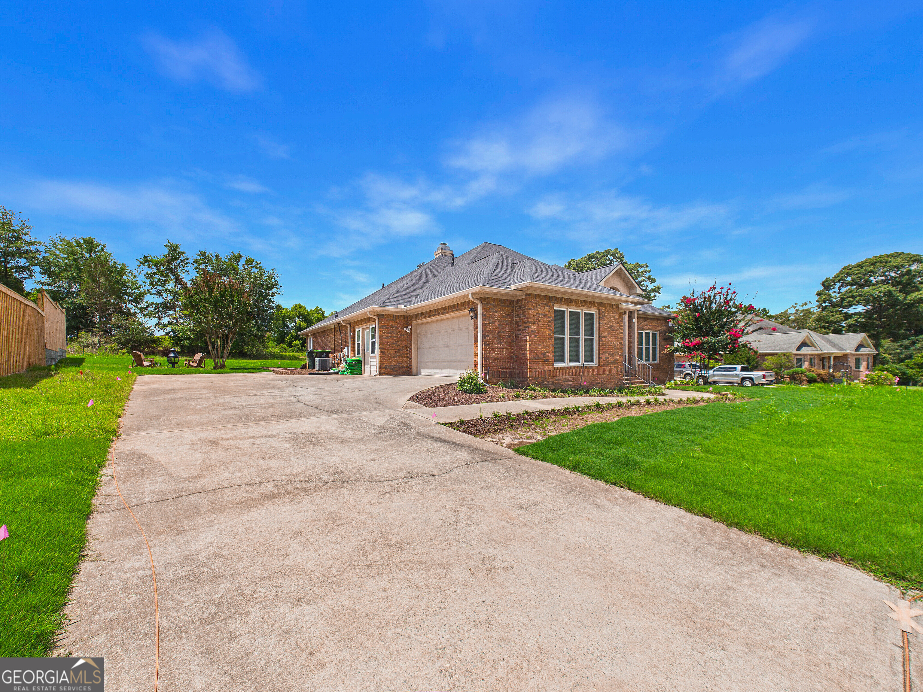 115 Raintree Drive Warner Robins, GA 31088 - Photo 3 of 75
