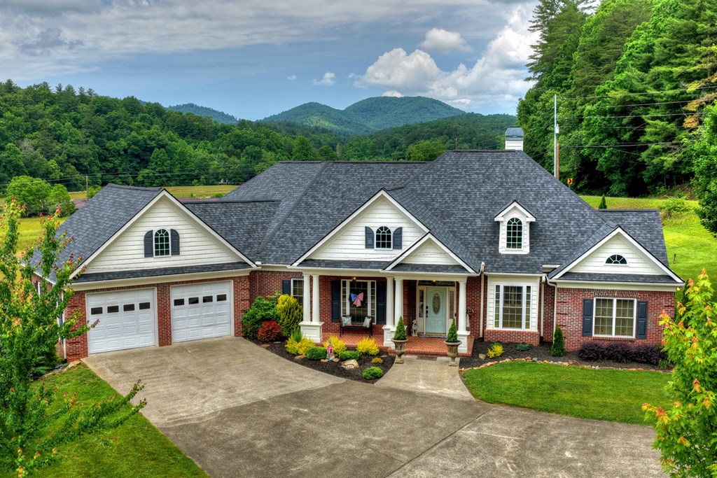 20 Dial Road Blue Ridge, GA 30513 - Photo 3 of 75