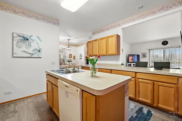 $279,000 | 110 Jockey Court, Grayslake, IL 60030
