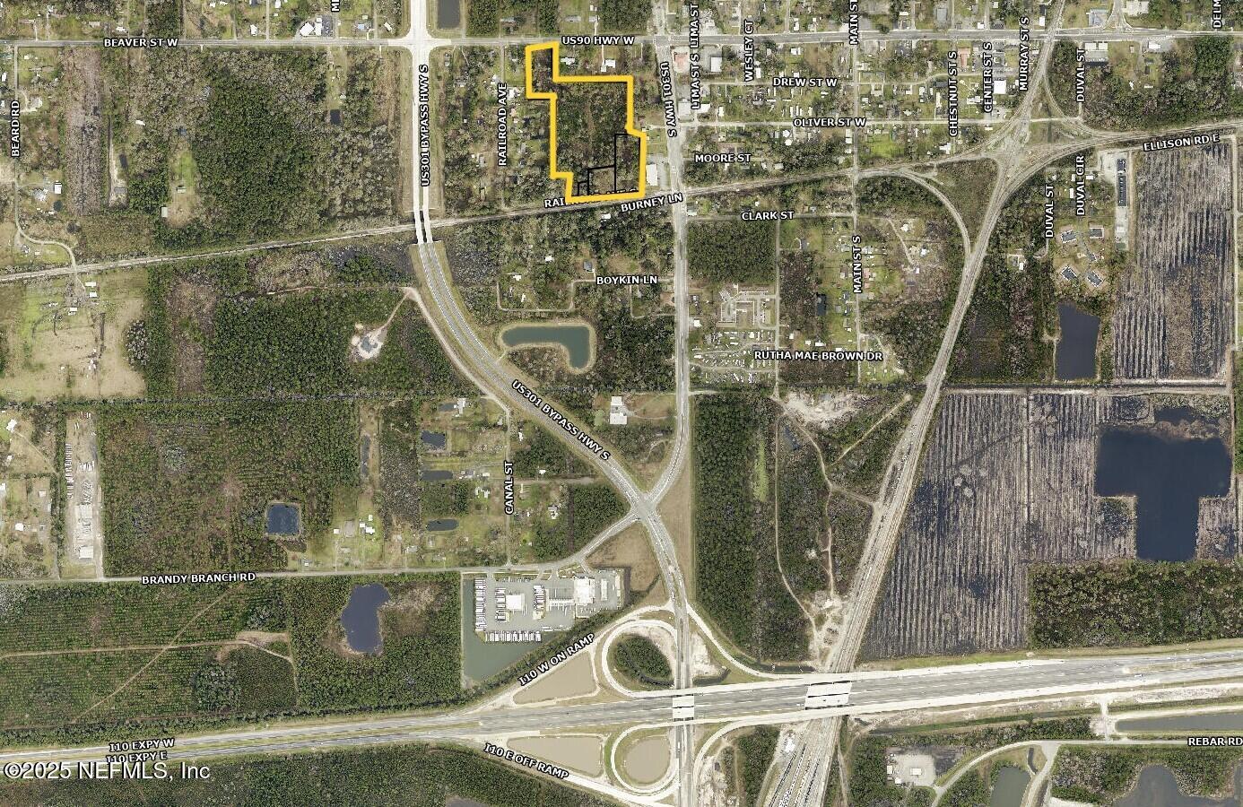 0 Highway 90 Jacksonville, FL 32234 - Photo 8 of 10 a bathroom with a shower