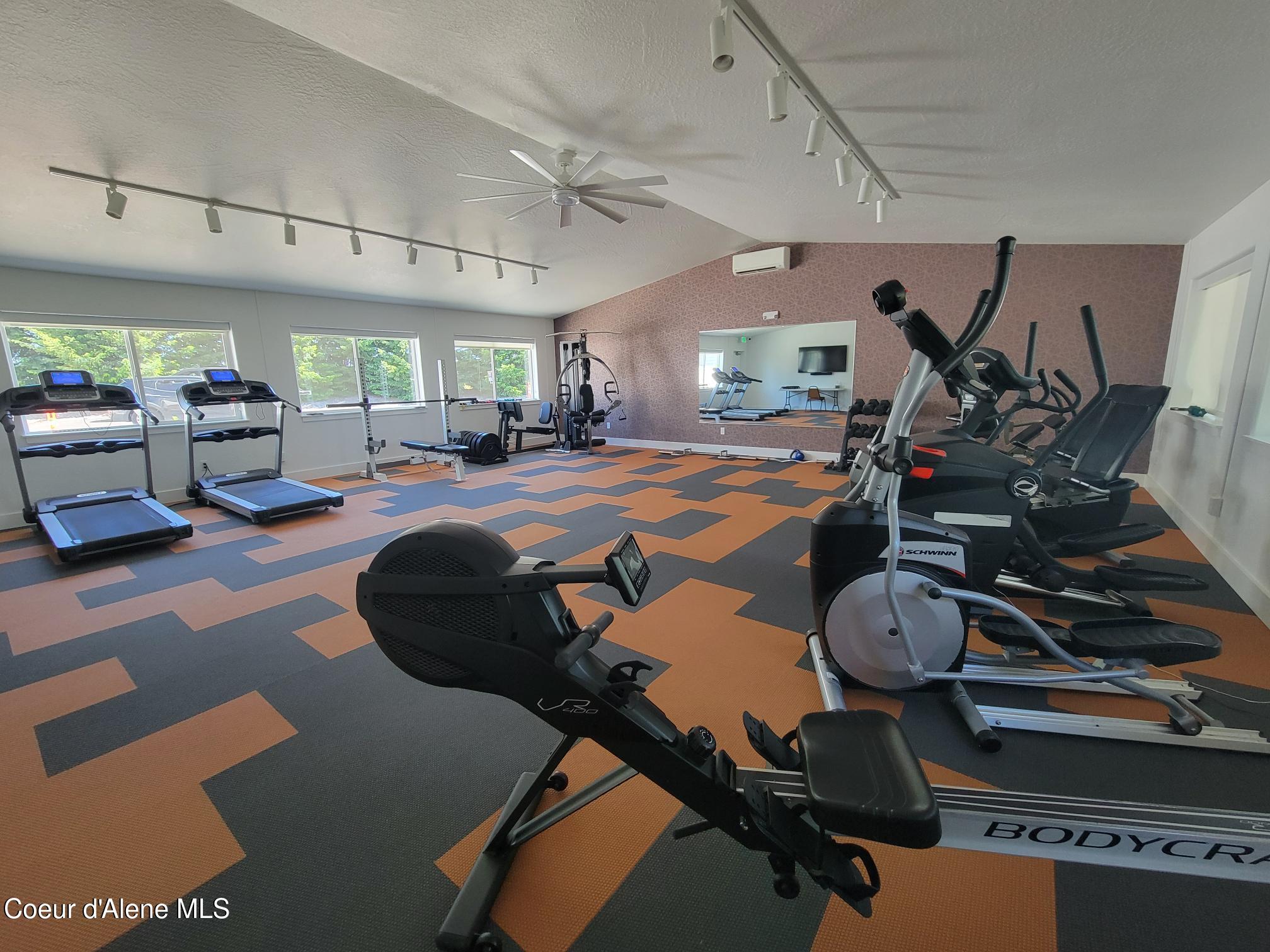 8473 West Rushmore Street Rathdrum, ID 83858 - Photo 59 of 72 1000009400