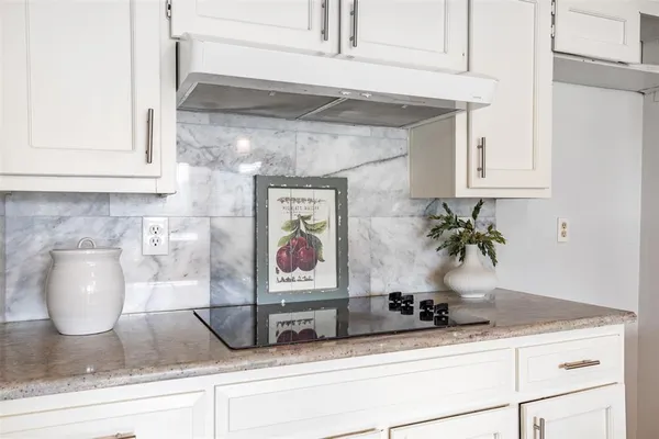 $400,000 | 1102 St Croix Court, Arlington, TX 76012