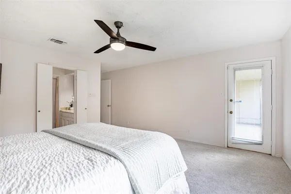 $400,000 | 1102 St Croix Court, Arlington, TX 76012