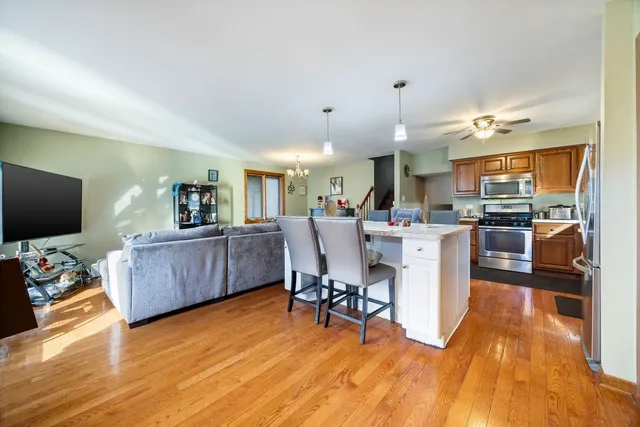 $340,000 | 5244 170th Street, Oak Forest, IL 60452