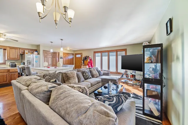 $340,000 | 5244 170th Street, Oak Forest, IL 60452