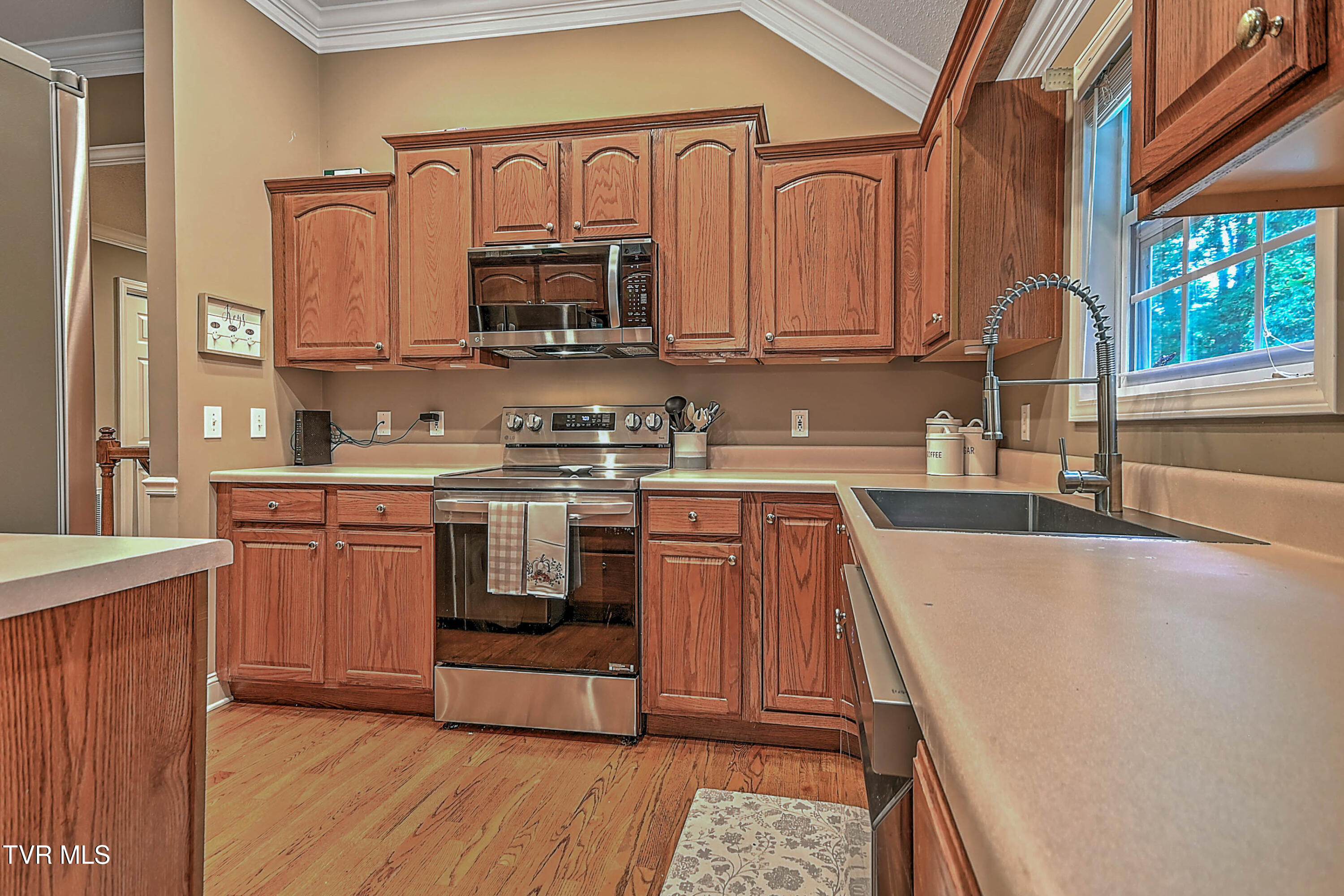 193 Pickens Road Kingsport, TN 37663 - Photo 16 of 53 193 Pickens HH-16