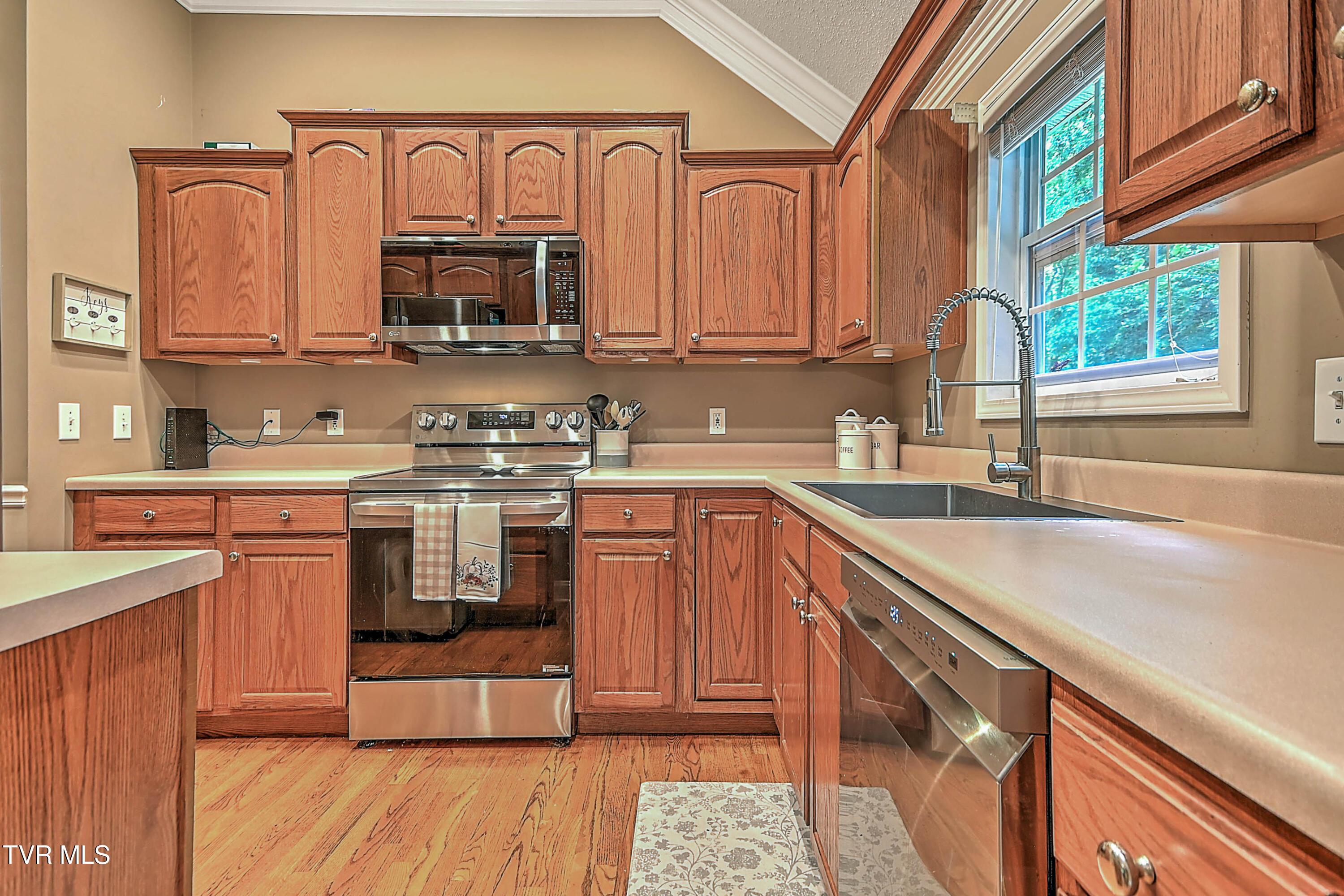 193 Pickens Road Kingsport, TN 37663 - Photo 17 of 53 193 Pickens HH-17
