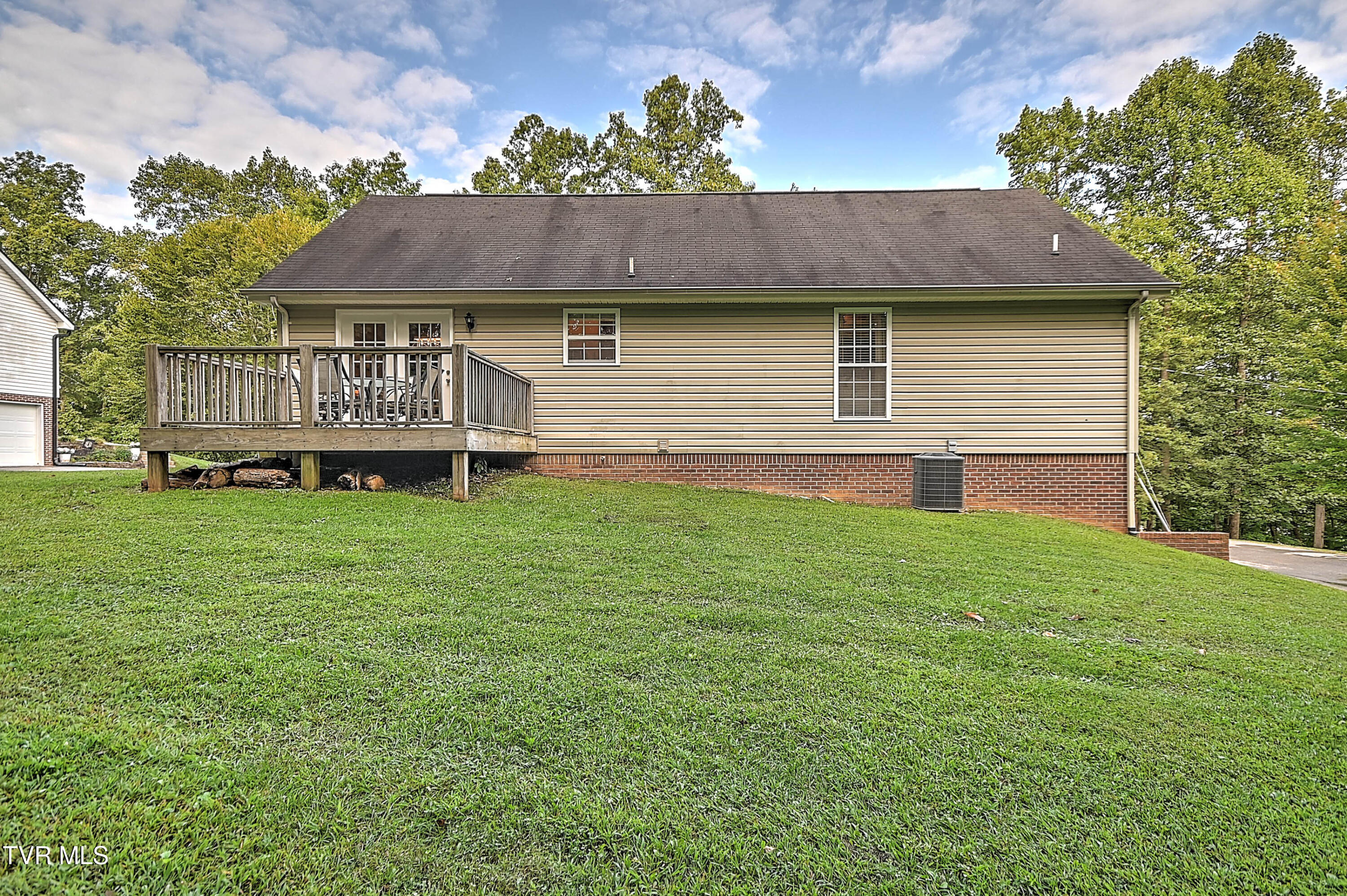 193 Pickens Road Kingsport, TN 37663 - Photo 42 of 53 193 Pickens HH-40
