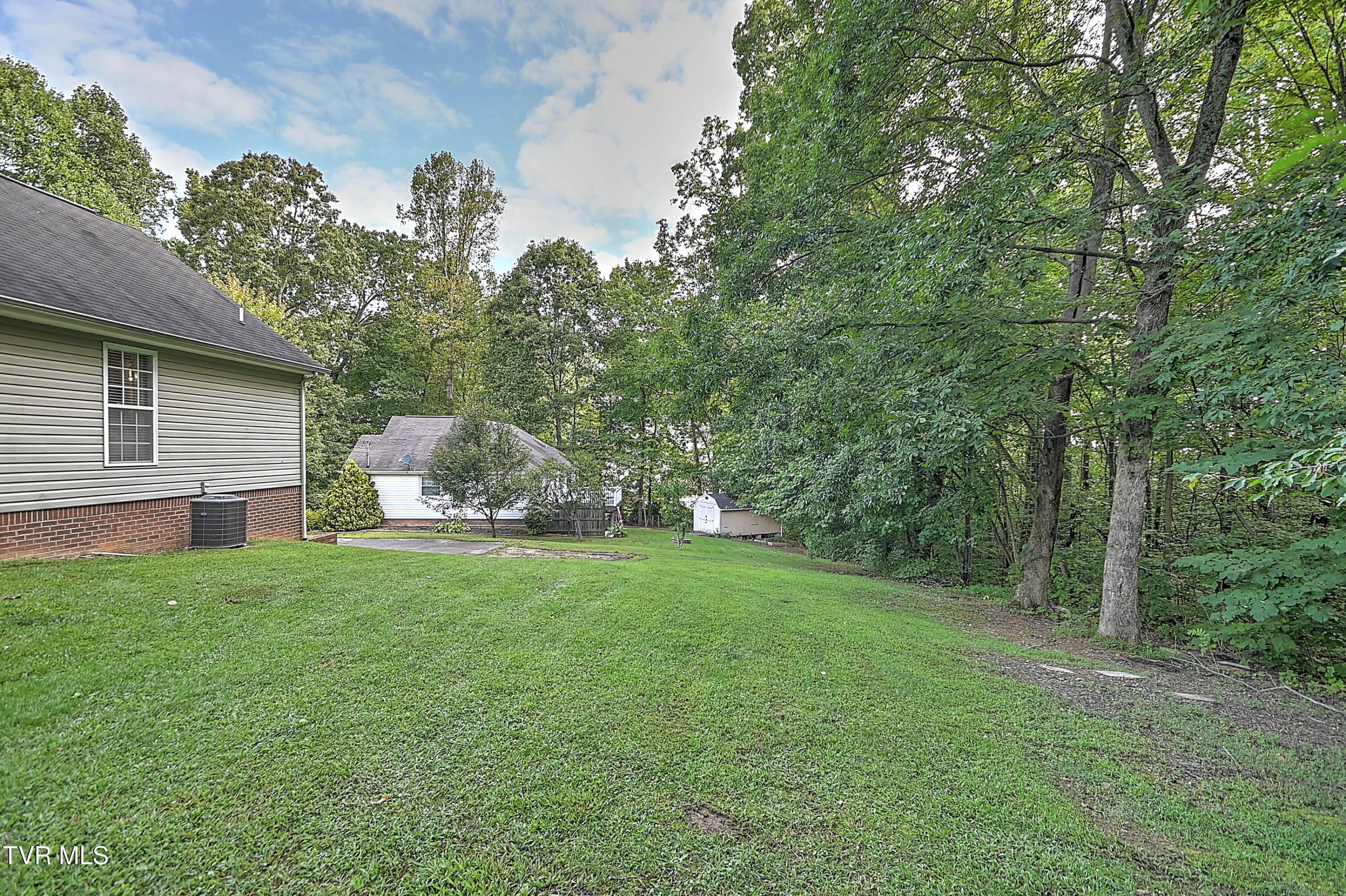 193 Pickens Road Kingsport, TN 37663 - Photo 43 of 53 193 Pickens HH-41